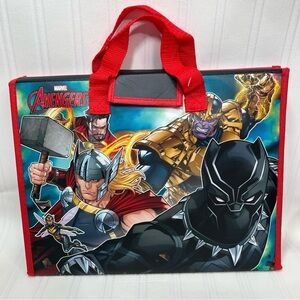 Marvel Avengers Boy Girl Entertainment Tri Fold Case Games, Crayon, Fun Gift